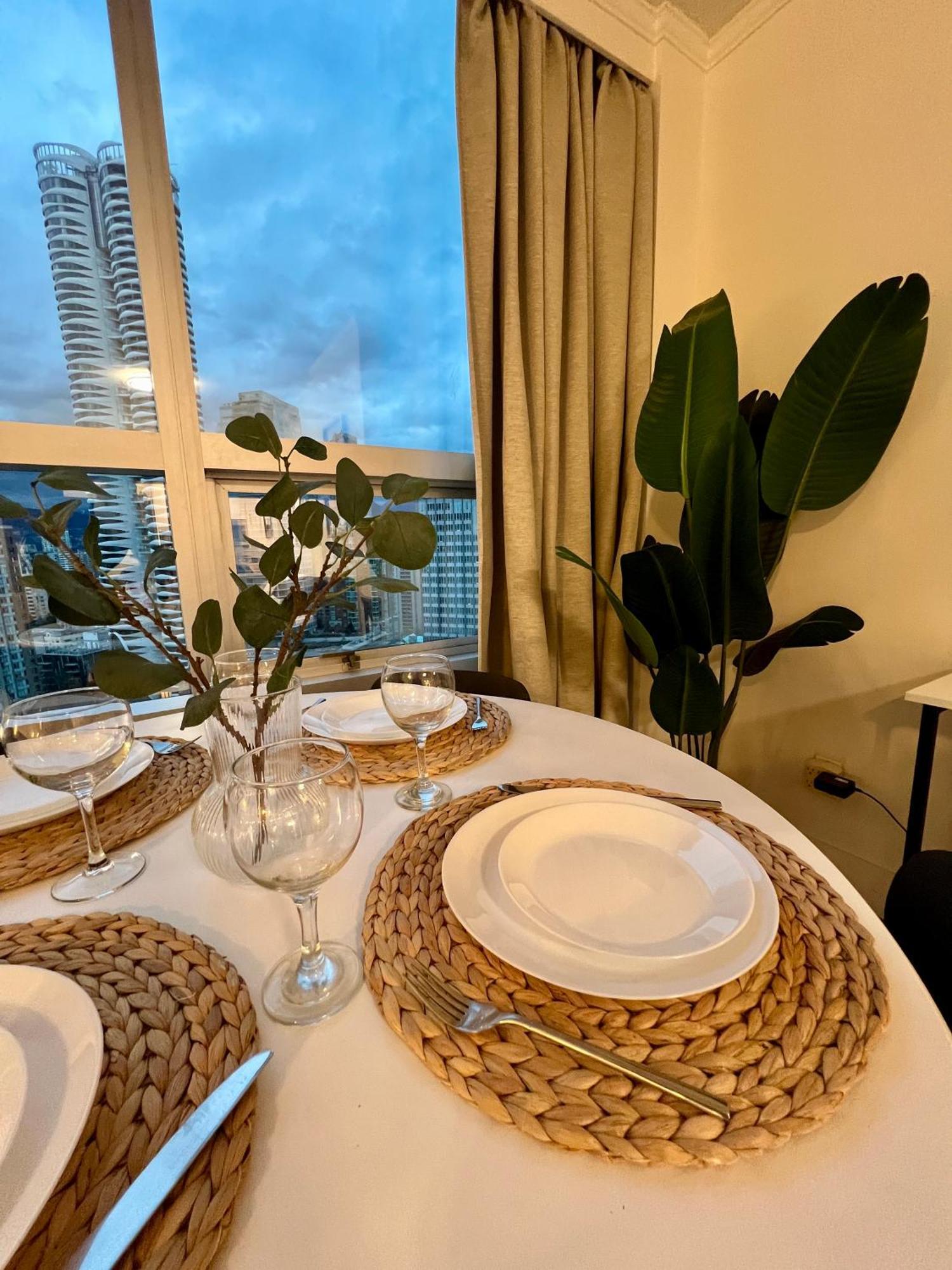 밴쿠버 Stunning Skyline Views In A Cozy And Stylish Abode 아파트 외부 사진