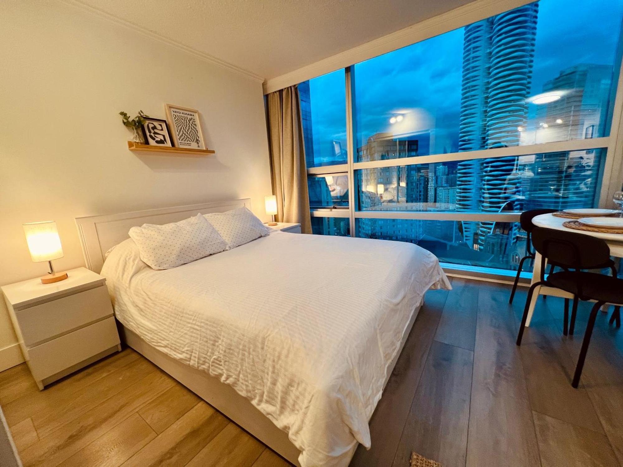 밴쿠버 Stunning Skyline Views In A Cozy And Stylish Abode 아파트 외부 사진